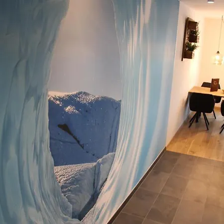 Апартаменти Planai Eishoehle