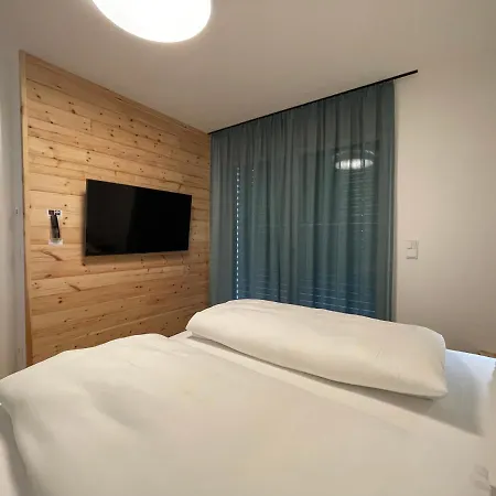 Апартаменти Planai Eishoehle